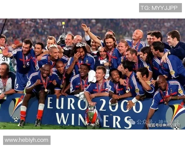 从零到巅峰的足球巨星们：他们的成长与成就之路