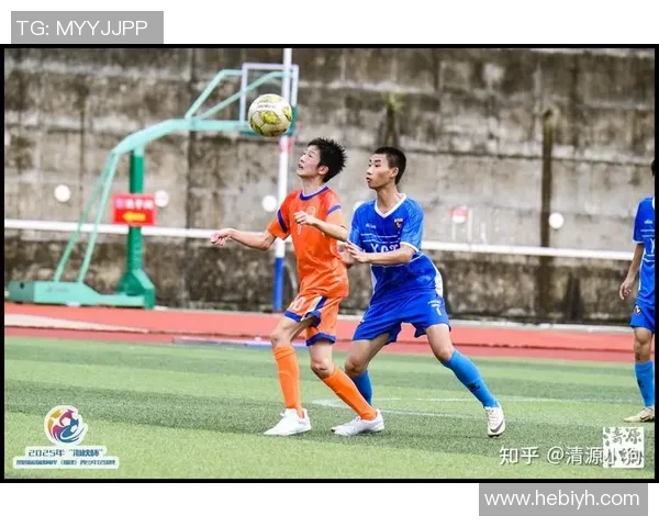 探讨足球比赛球服的设计演变与文化意义分析 探讨足球比赛球服的设计演变与文化意义分析